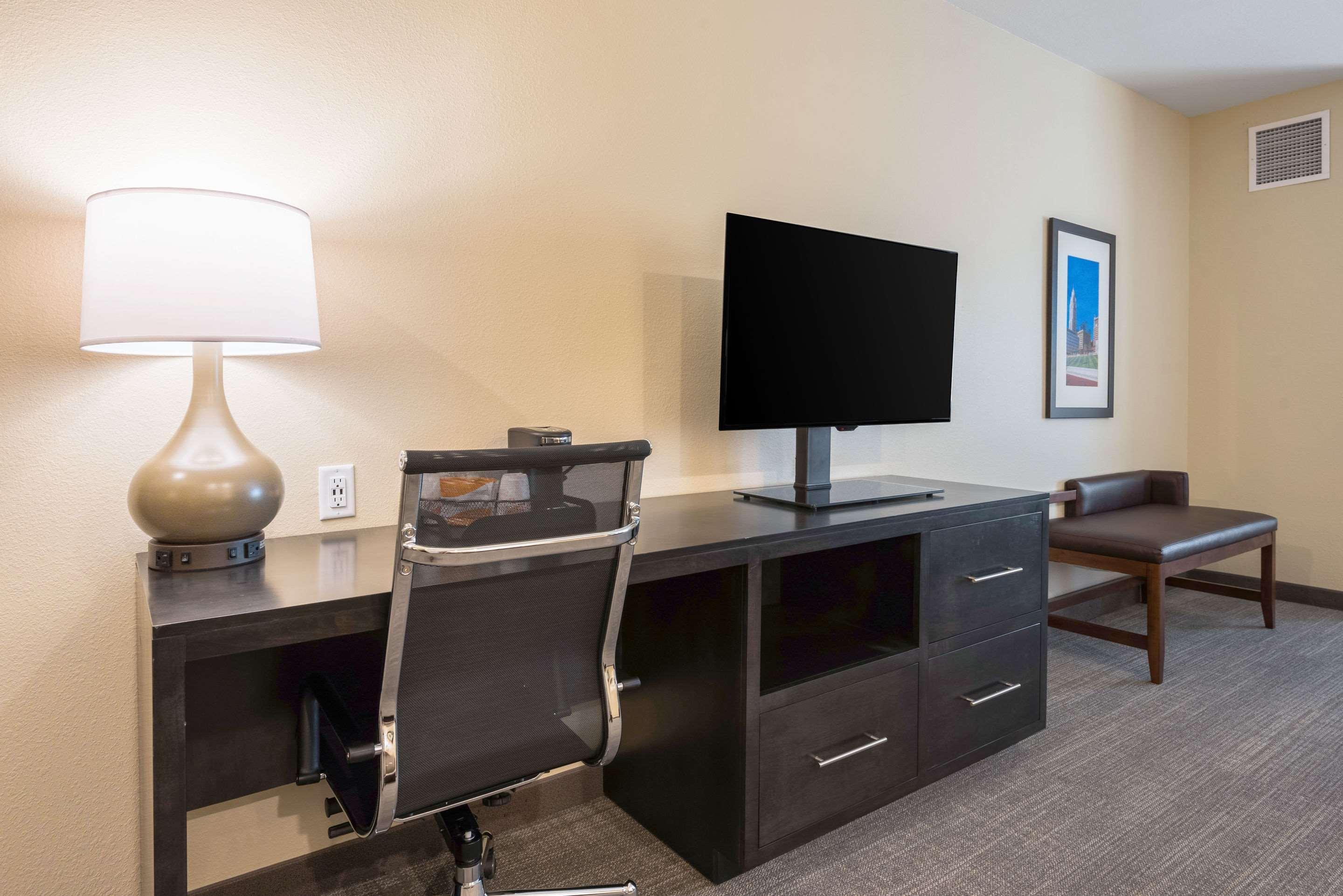 Comfort Suites Marysville Columbus - Northwest Екстер'єр фото
