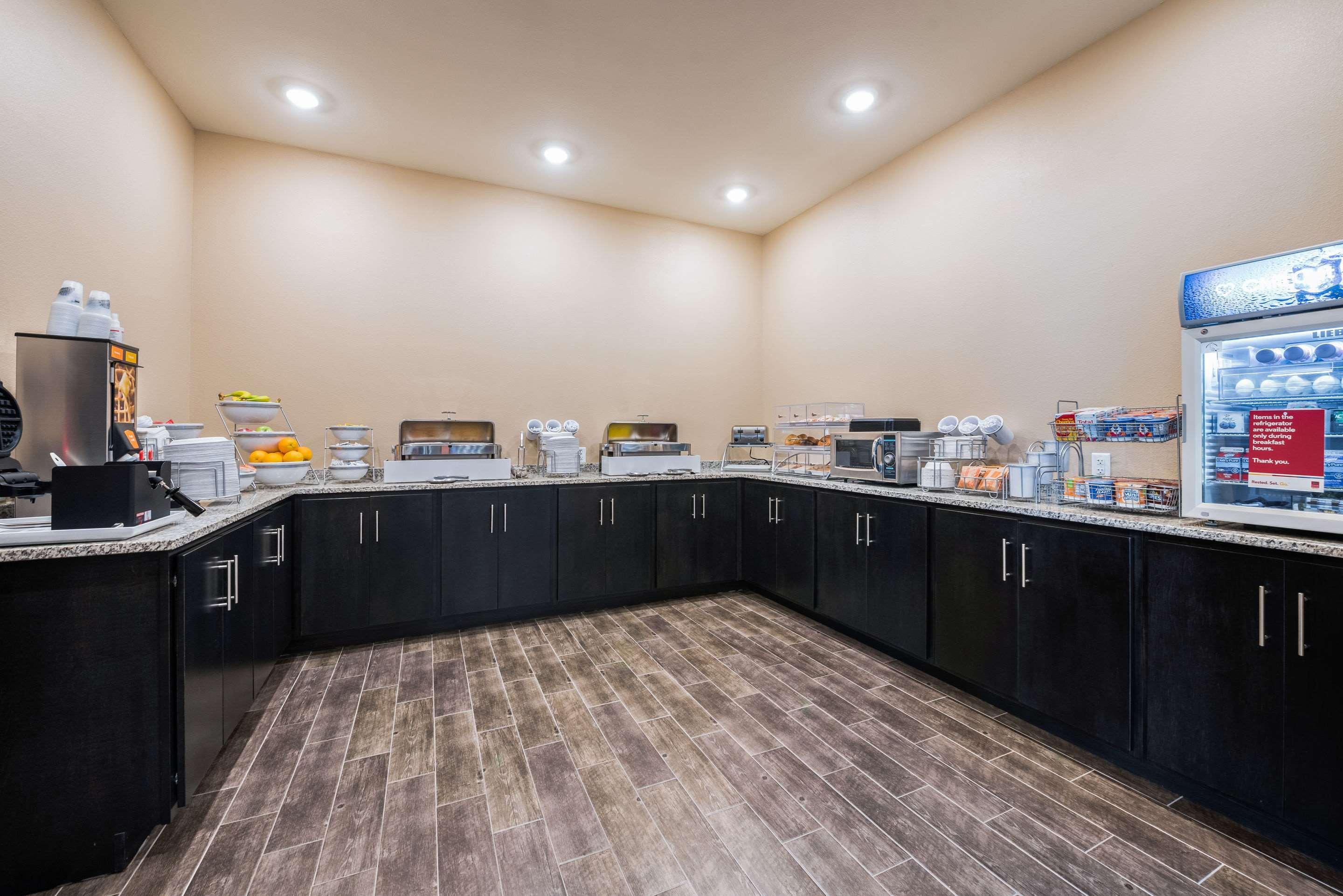 Comfort Suites Marysville Columbus - Northwest Екстер'єр фото