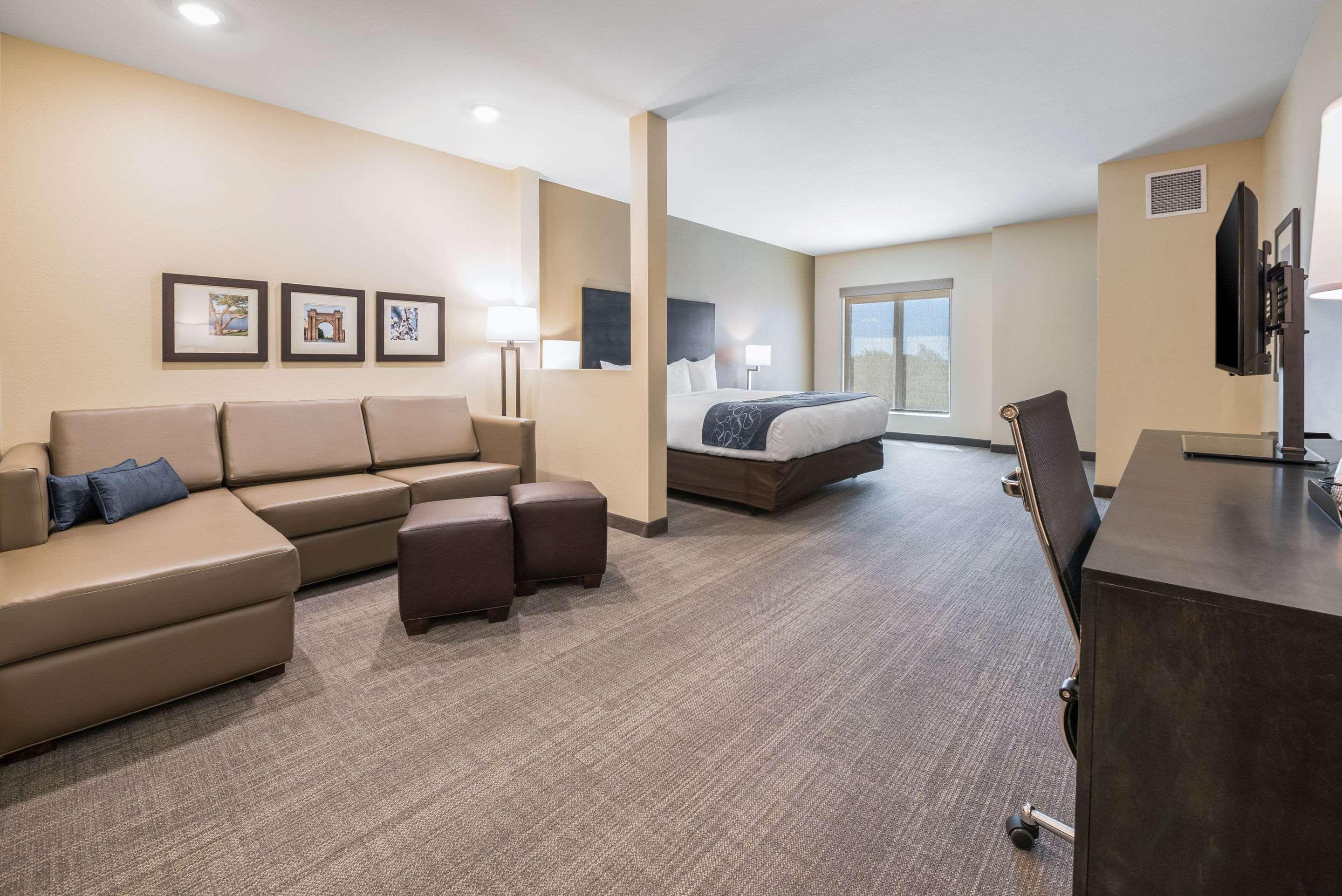 Comfort Suites Marysville Columbus - Northwest Екстер'єр фото