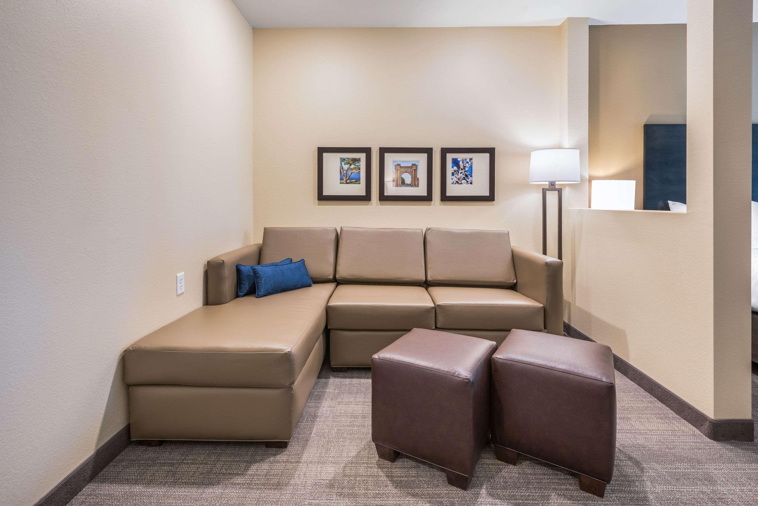 Comfort Suites Marysville Columbus - Northwest Екстер'єр фото