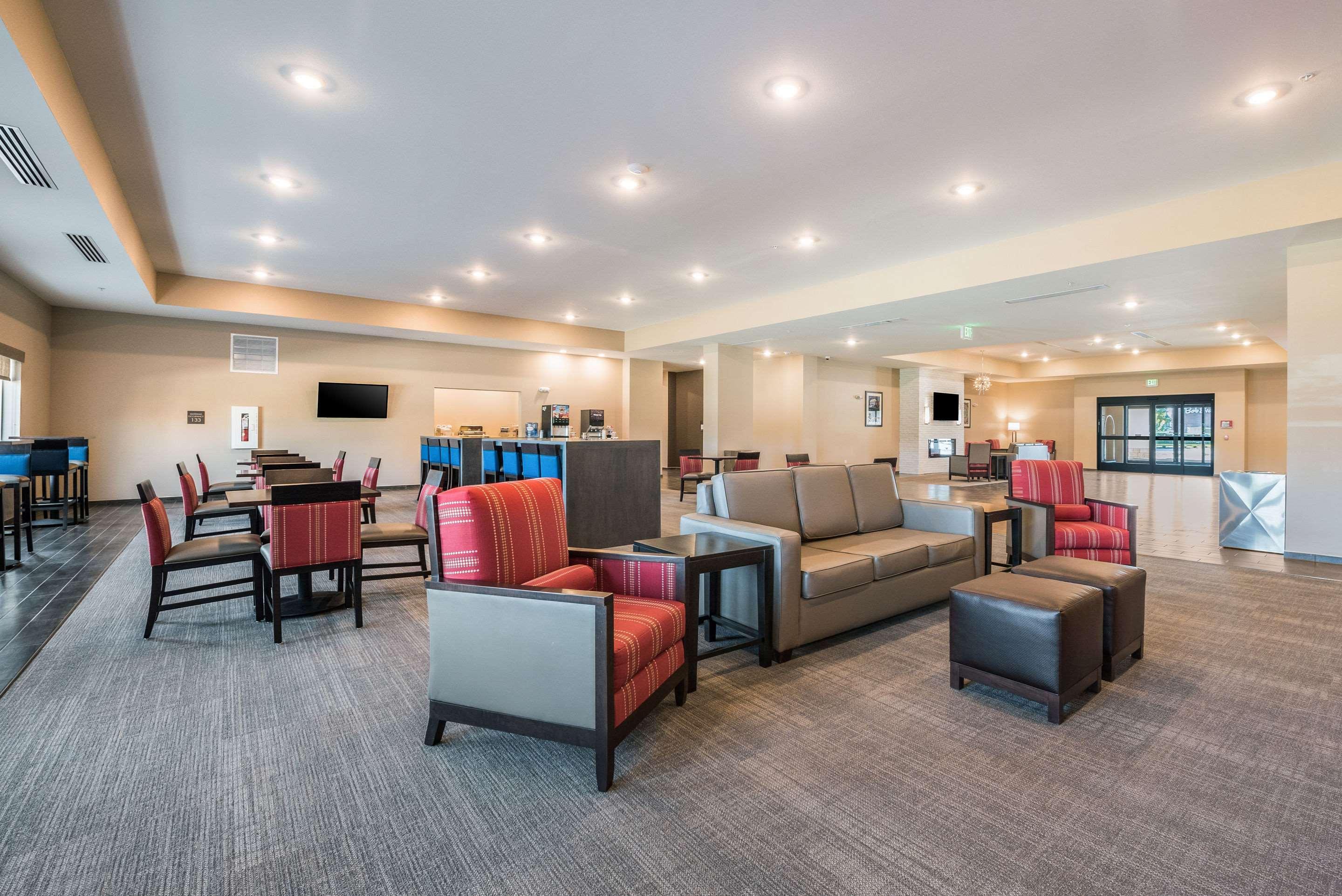 Comfort Suites Marysville Columbus - Northwest Екстер'єр фото